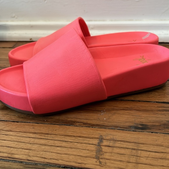 Beek Pelican platform slides - Picture 2 of 3